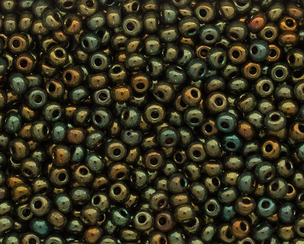 Miçanga Verde Musgo Metalizada ( cor 19155 ) 5/0 ( 4,6mm )