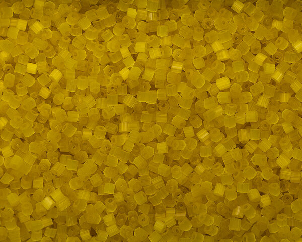 Vidrilho Amarelo Transparente Seda ( cor 85011 ) 2x9/0 ( 2,6mm )
