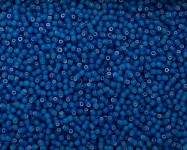 Miçanga Azul Clara Cornelian Lined Branca ( cor 63715 ) 9/0 ( 2,6mm )